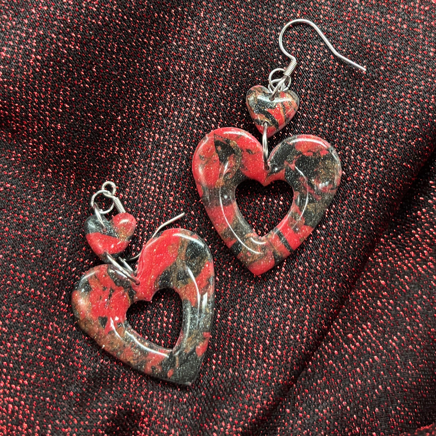 Red, Black & Gold Marbled Double Heart Drops