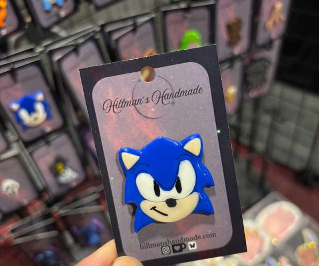 Sonic Pin Badge