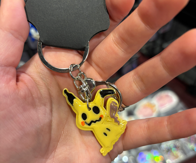 Mimikyu Keychain