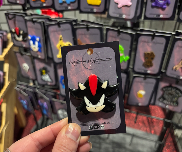 Shadow Pin